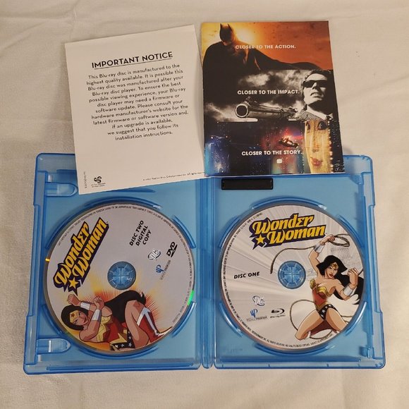 DC Universe Lot of 2 DVD & Blu-ray: Wonder Woman + Animated Original Movie - Picture 7 of 8